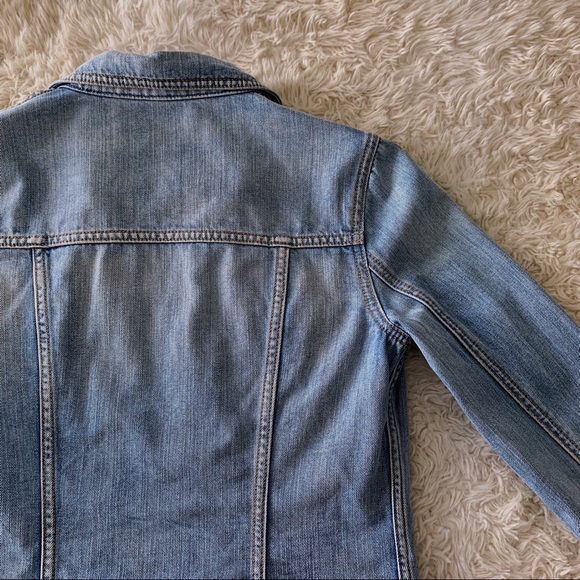 100% cotton Talula Babaton light wash jean jacket 🧢 - Picture 14 of 16